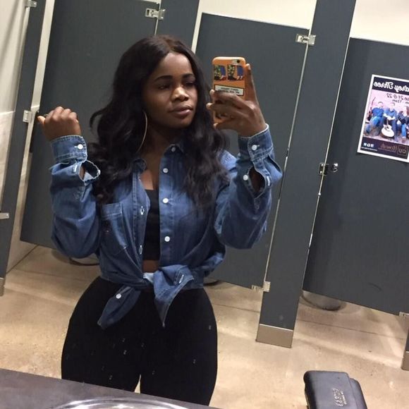 Meet your Posher, Jesstina - Picture 1 of 1